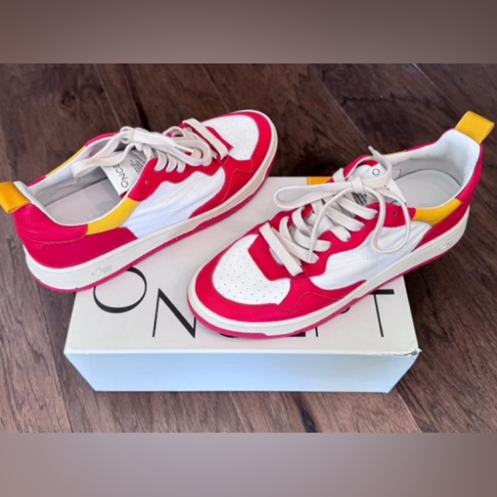 Oncept Phoenix sneakers